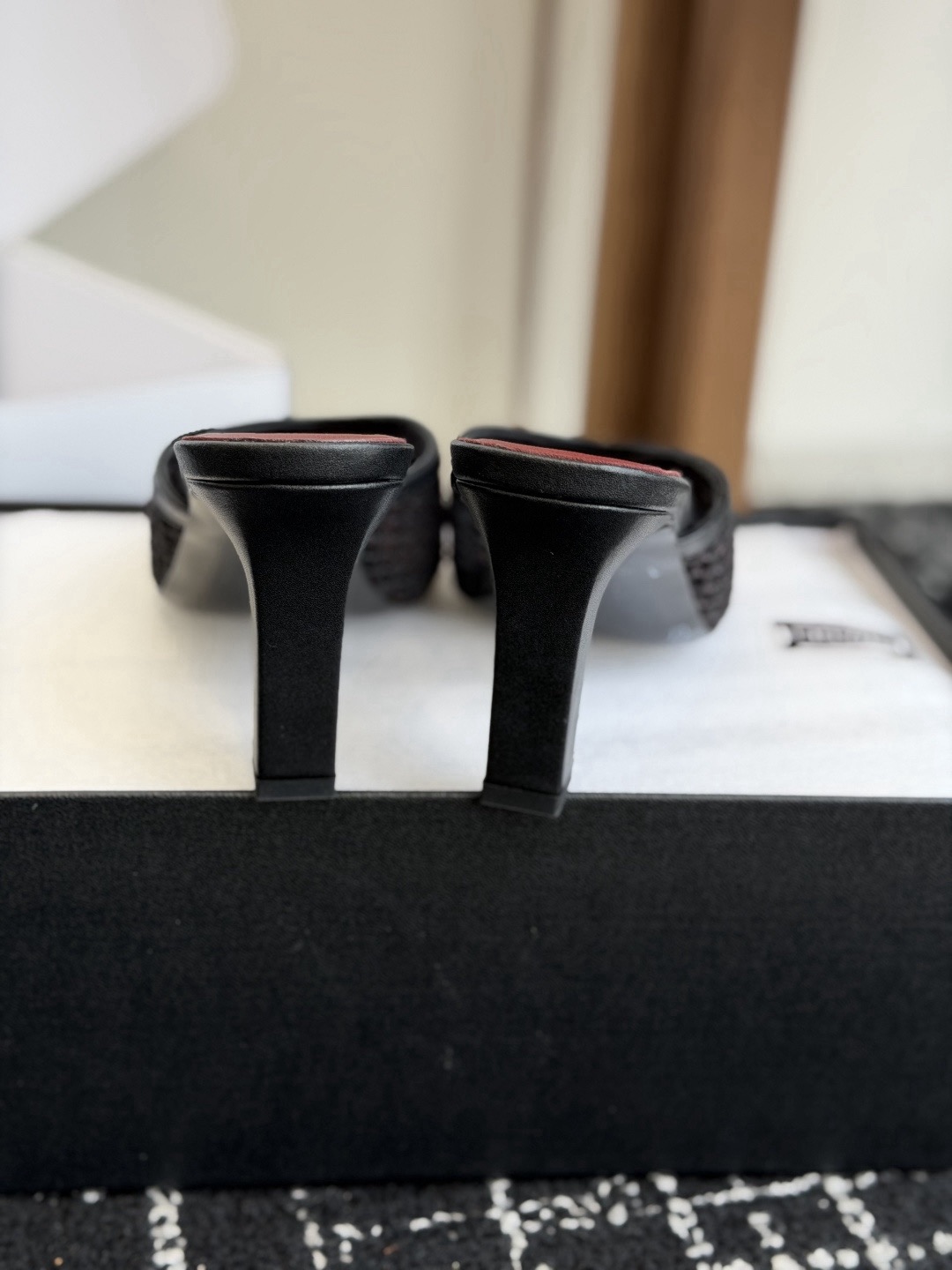 Ch@nel 2026SS Slides-8CM