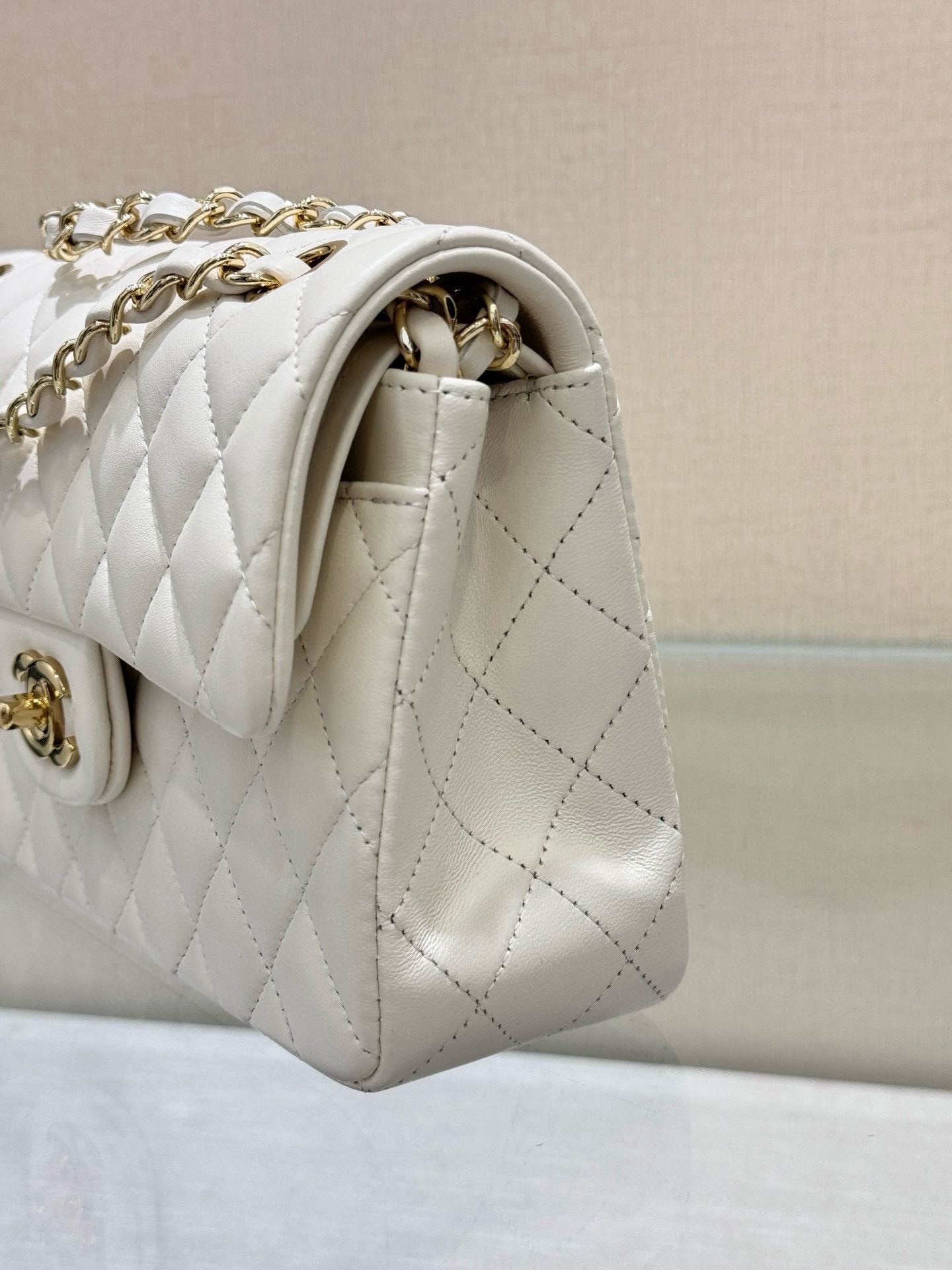 Ch@nel Flap Bag-Lambskin Leather-23CM