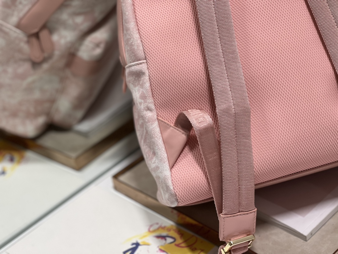 D*or oblique backpack