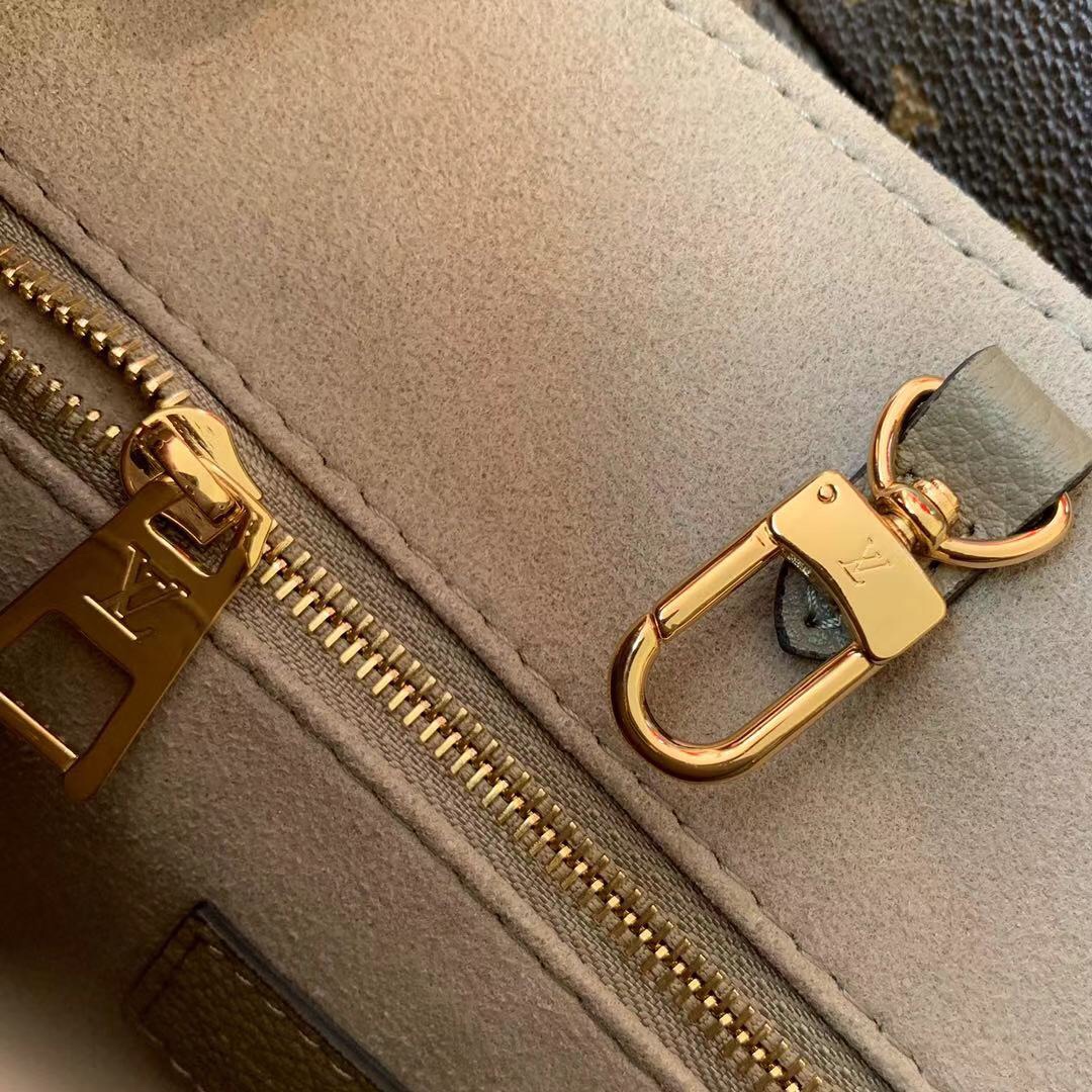 l0*is V*t0n onthego handbag-28*11*19cm