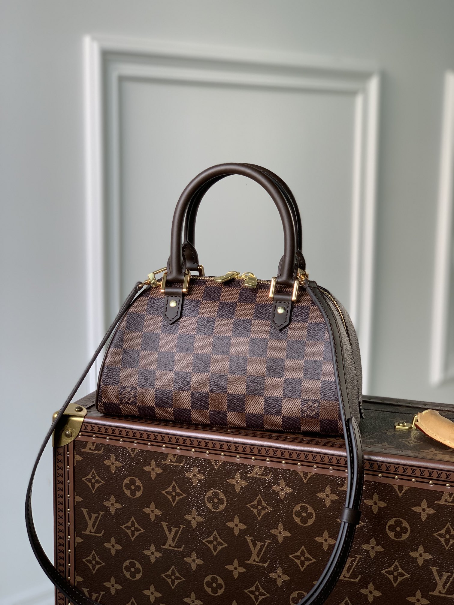 l0*is V*t0n handbags-23*13*14cm