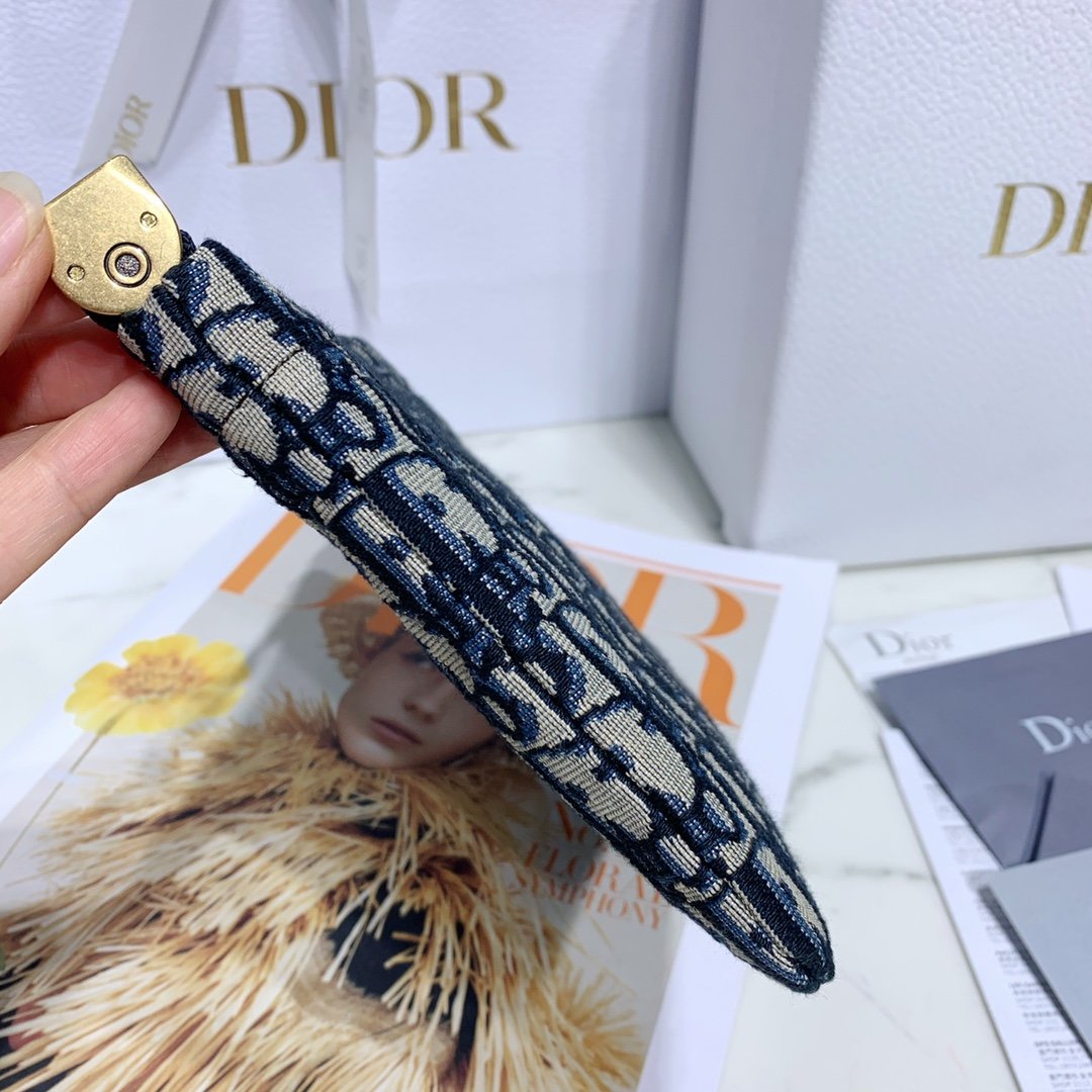 D*or oblique wallet-21*15cm