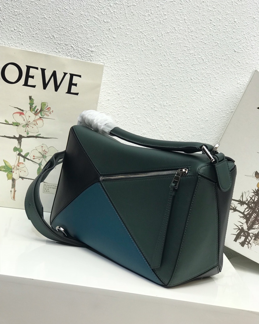 L0ew* puzzle medium bag-29*18*12cm