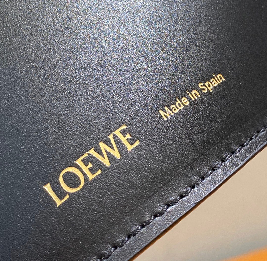 L0ew* moulded bucket bag-24*16*12cm