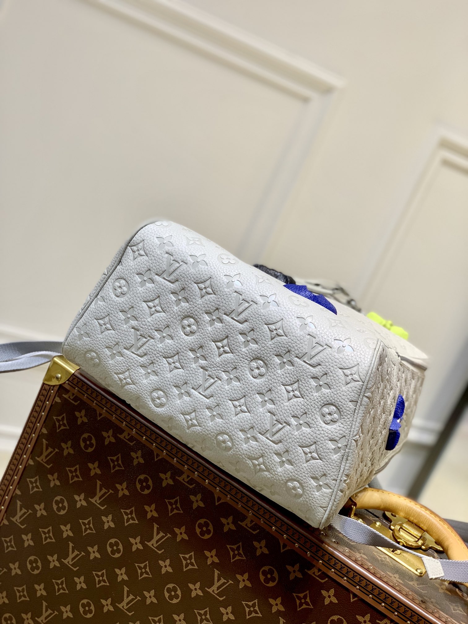 l0*is V*t0n ellipse backpack-31*44*17cm