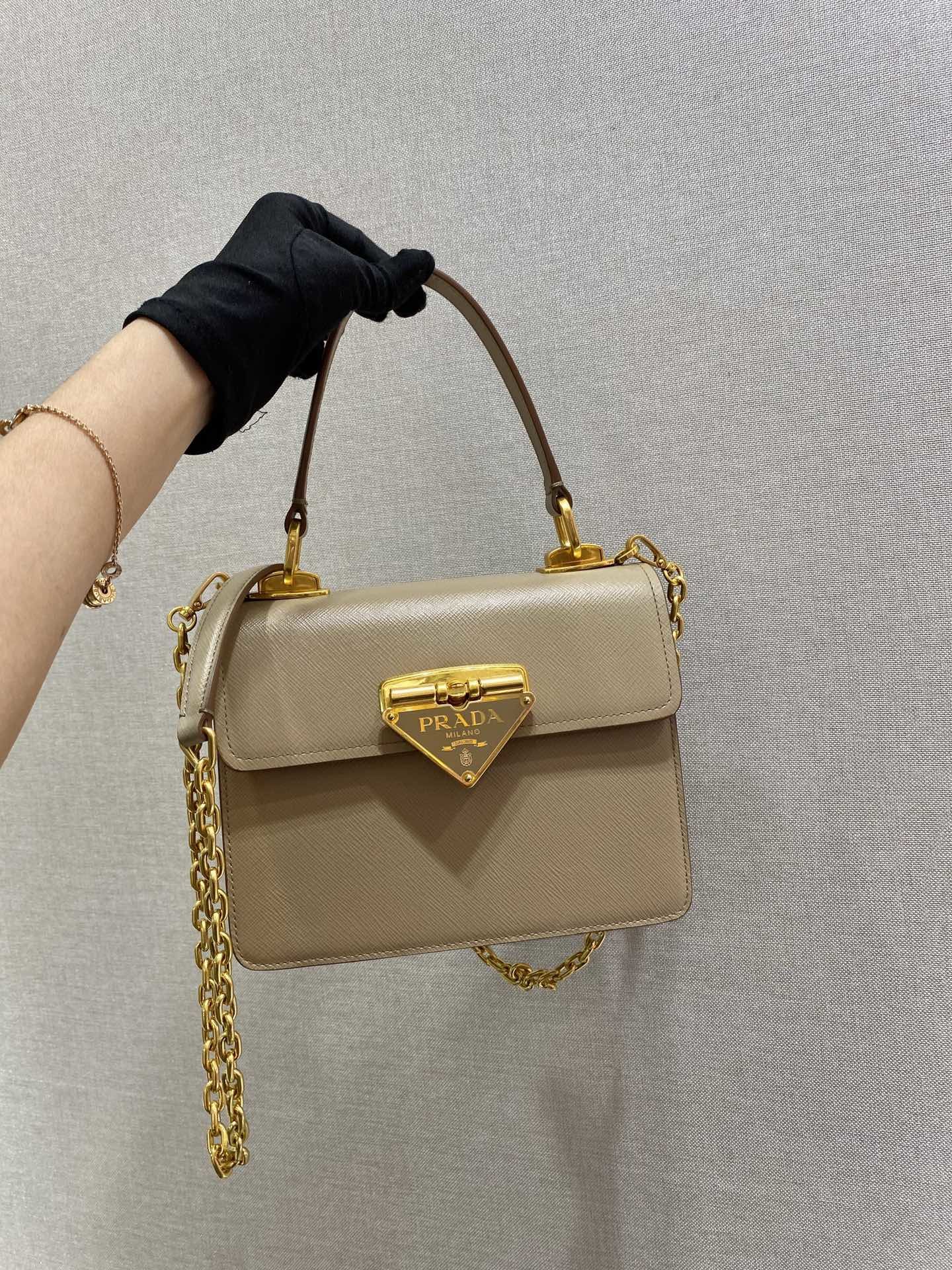 Pra*a 1bd021 chain bag-20*17*8.5cm