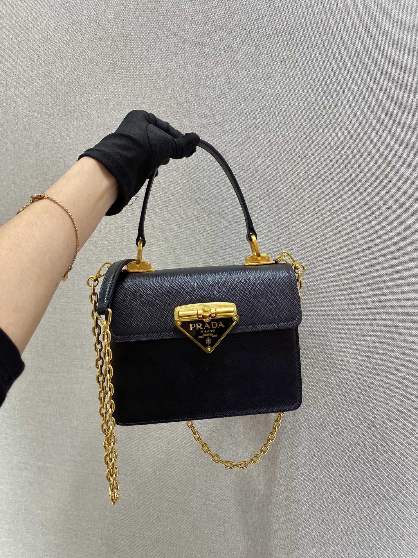 Pra*a 1bd021 chain bag-20*17*8.5cm