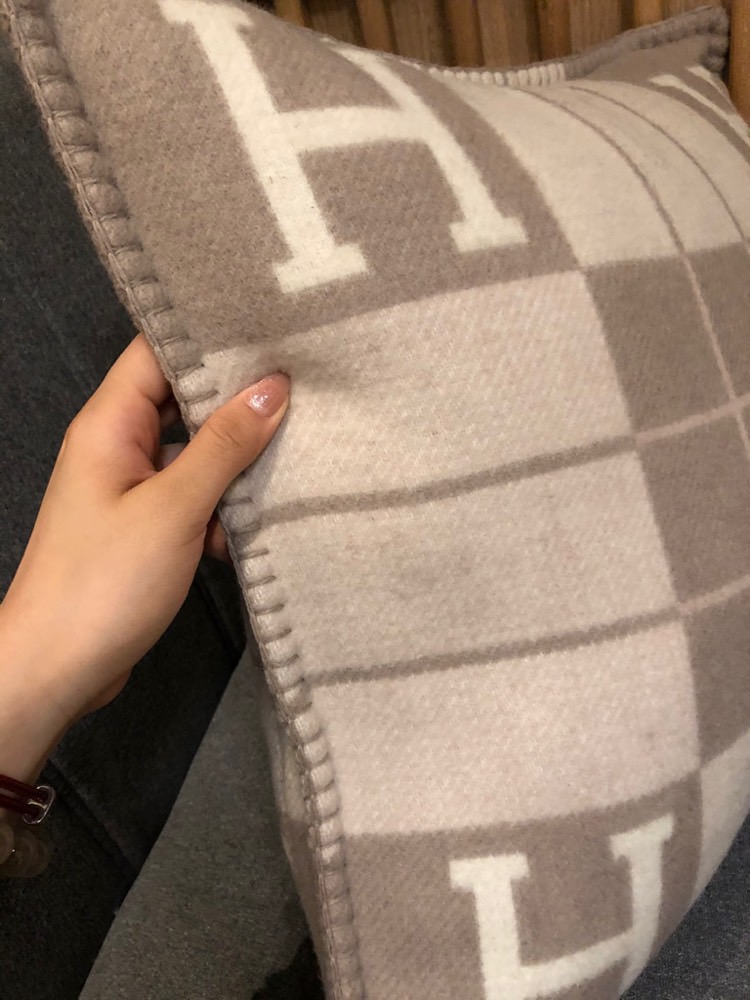 Hemes Pillowcase