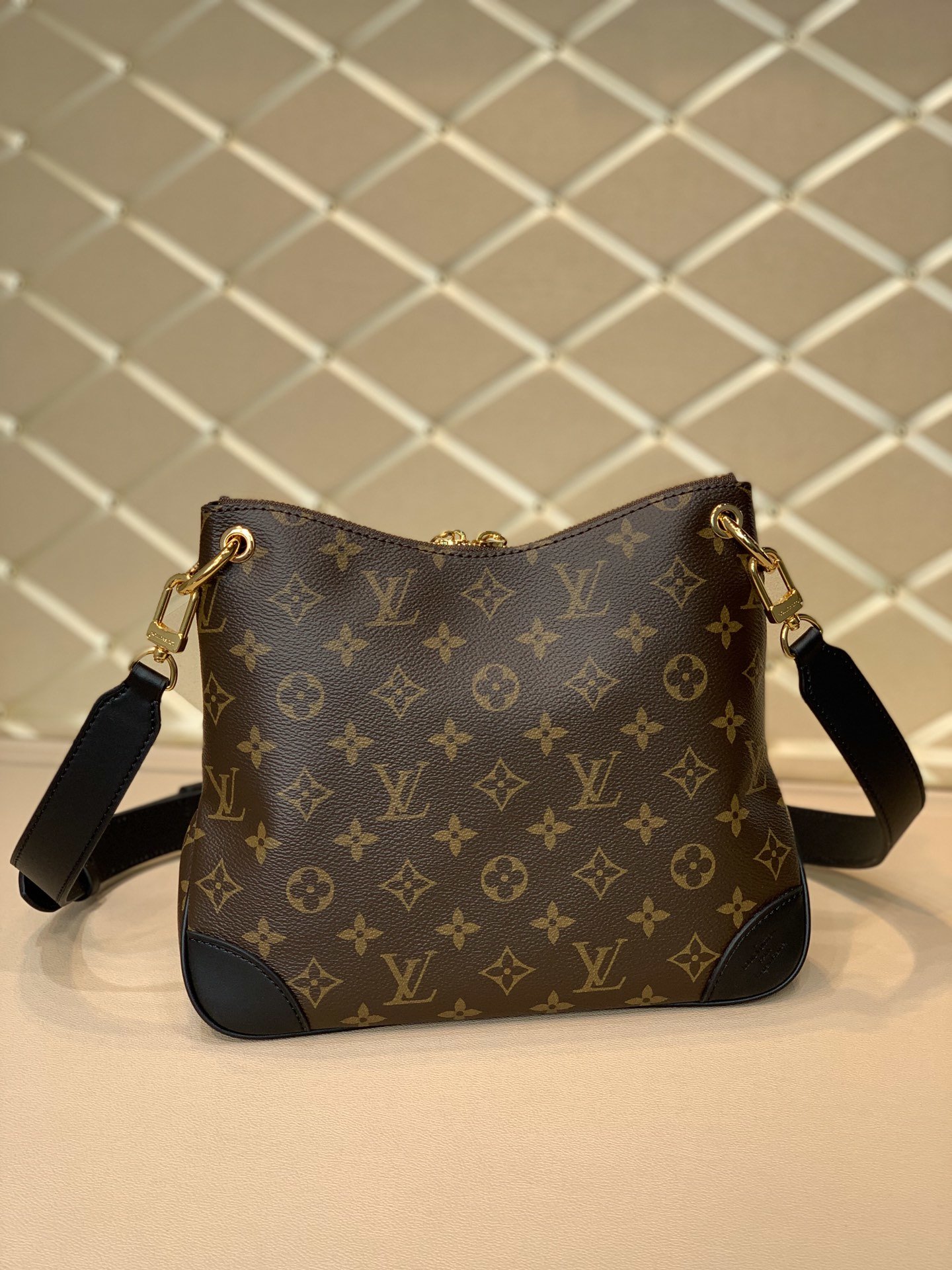l0*is V*t0n odeon medium handbags- m45355