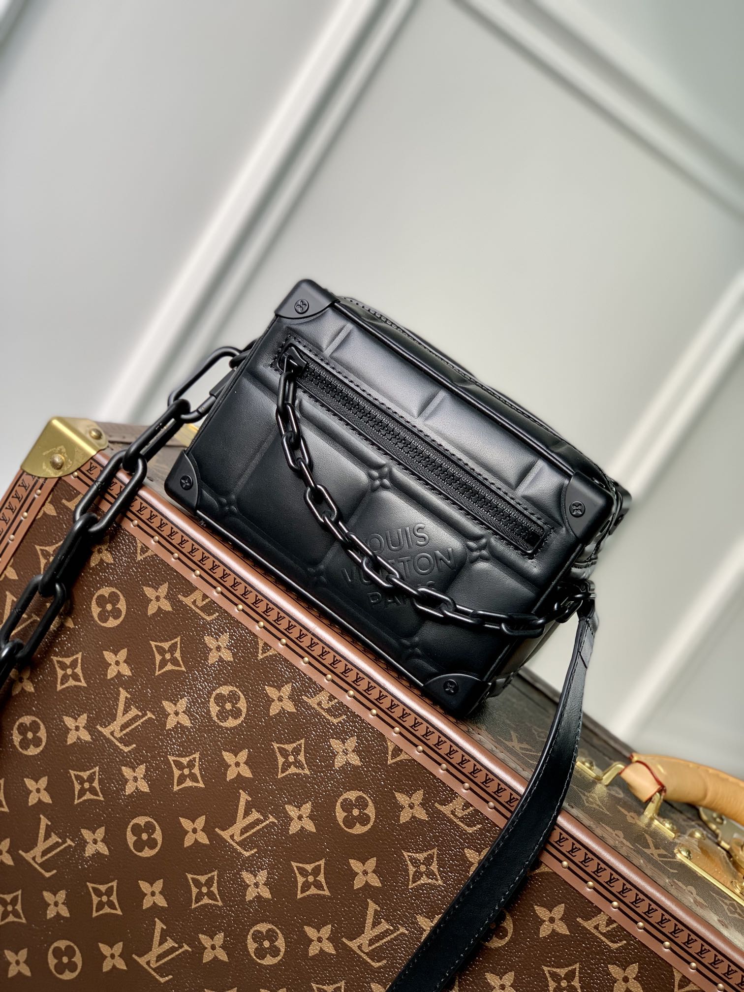 l0*is V*t0n mini soft trunk-m81611 -18*13*8m