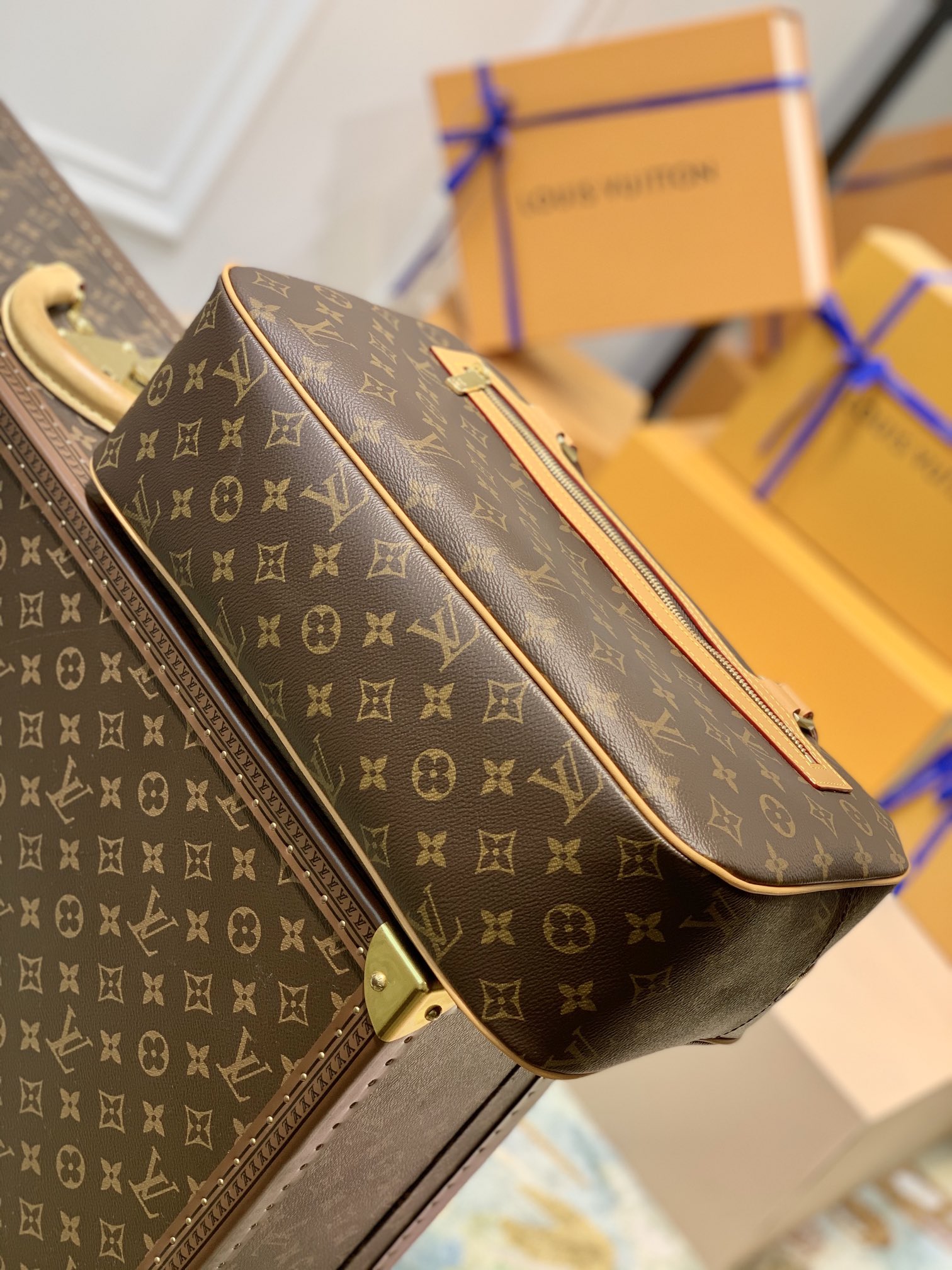 l0*is V*t0n vintage handbags -m51181-23 × 37 × 12cm
