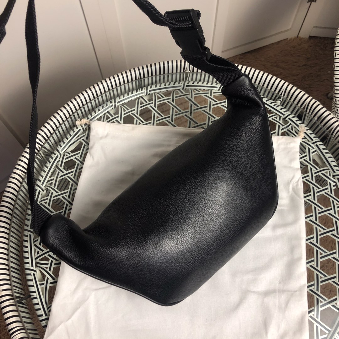 Ba*len*cia*ga crossbody bag-25x17x5cm