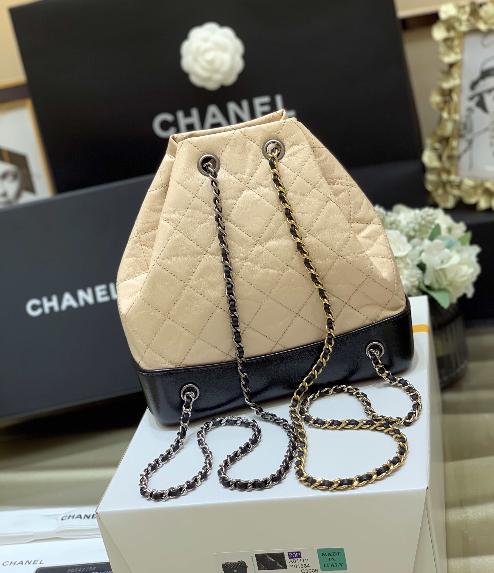 Ch@nel Gabrielle Backpack-23x22.5x10.5CM