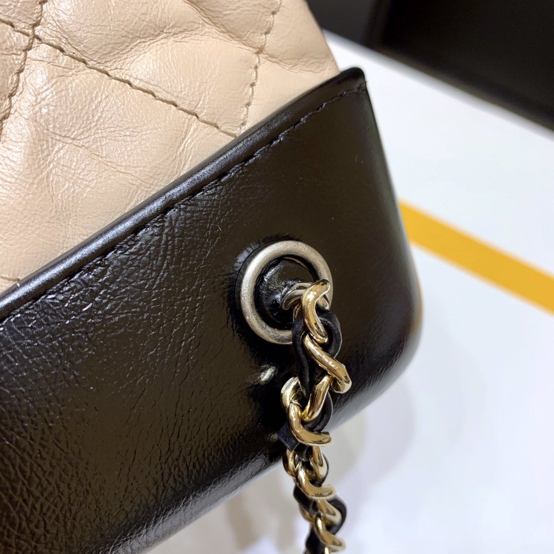 Ch@nel Gabrielle Backpack-23x22.5x10.5CM