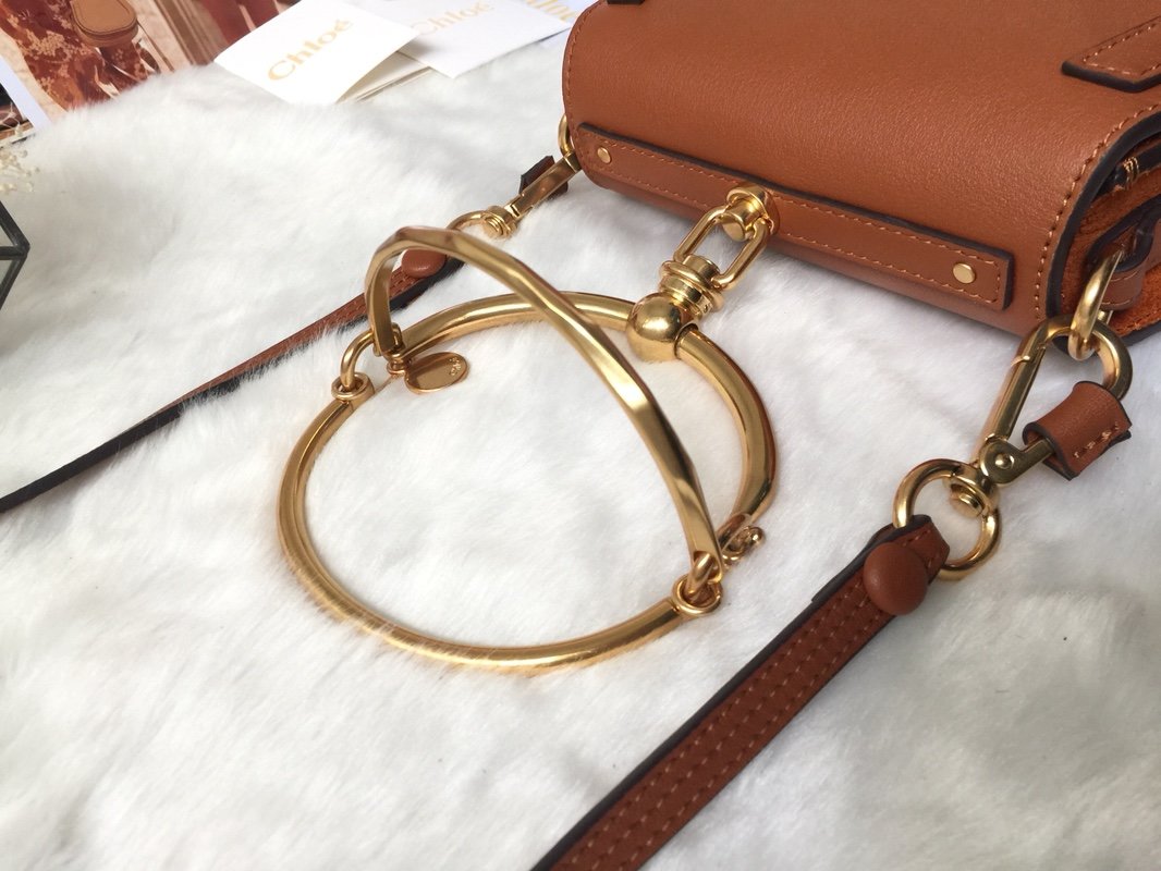 Ch10e Ch10e nil bag