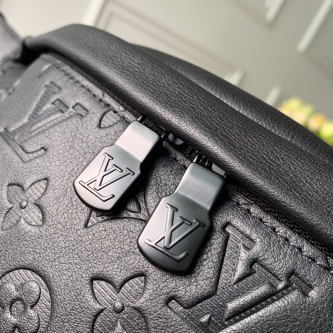 l0*is V*t0n discovery bumbag-47*20*9cm