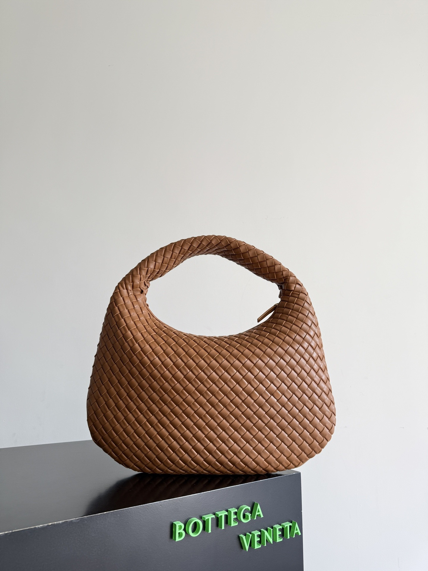 B0tt*ga Ven*ta Women's Ven*ta in Ecru-44*28*5CM
