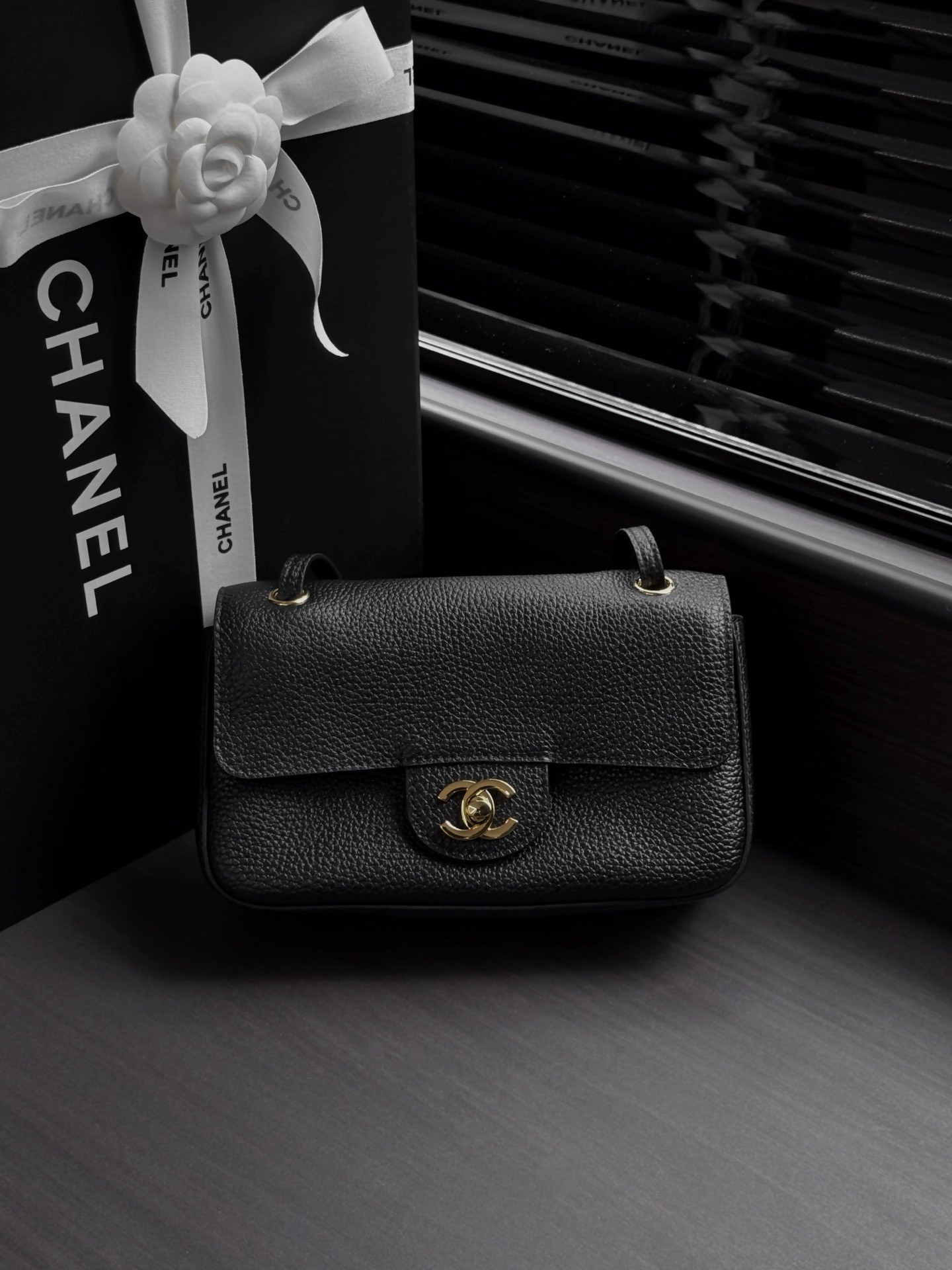 Ch@nel Mini Flap Bag, Grained Calfskin-13*20*6CM