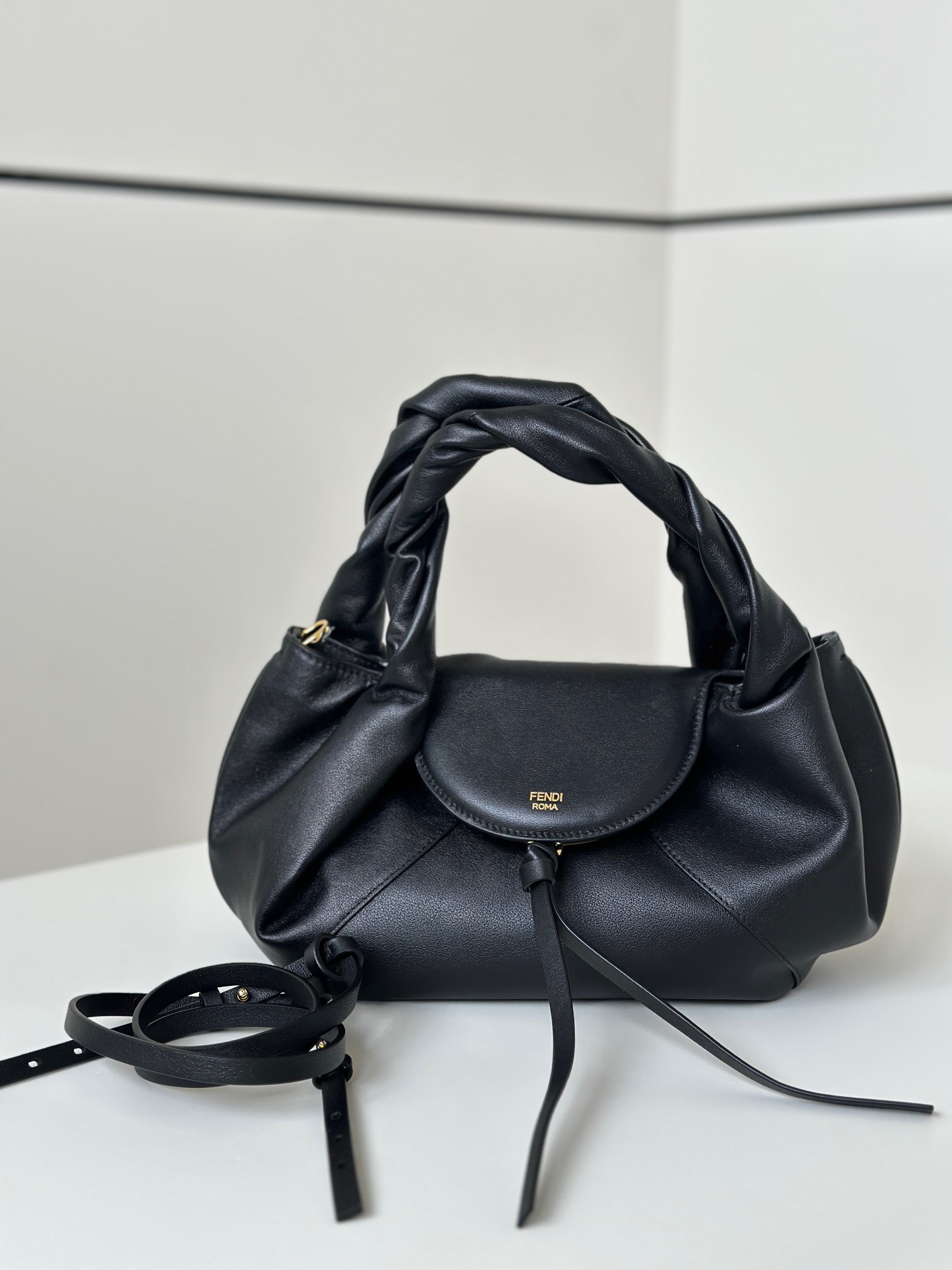 F**di Spy Bag -32*12*18CM