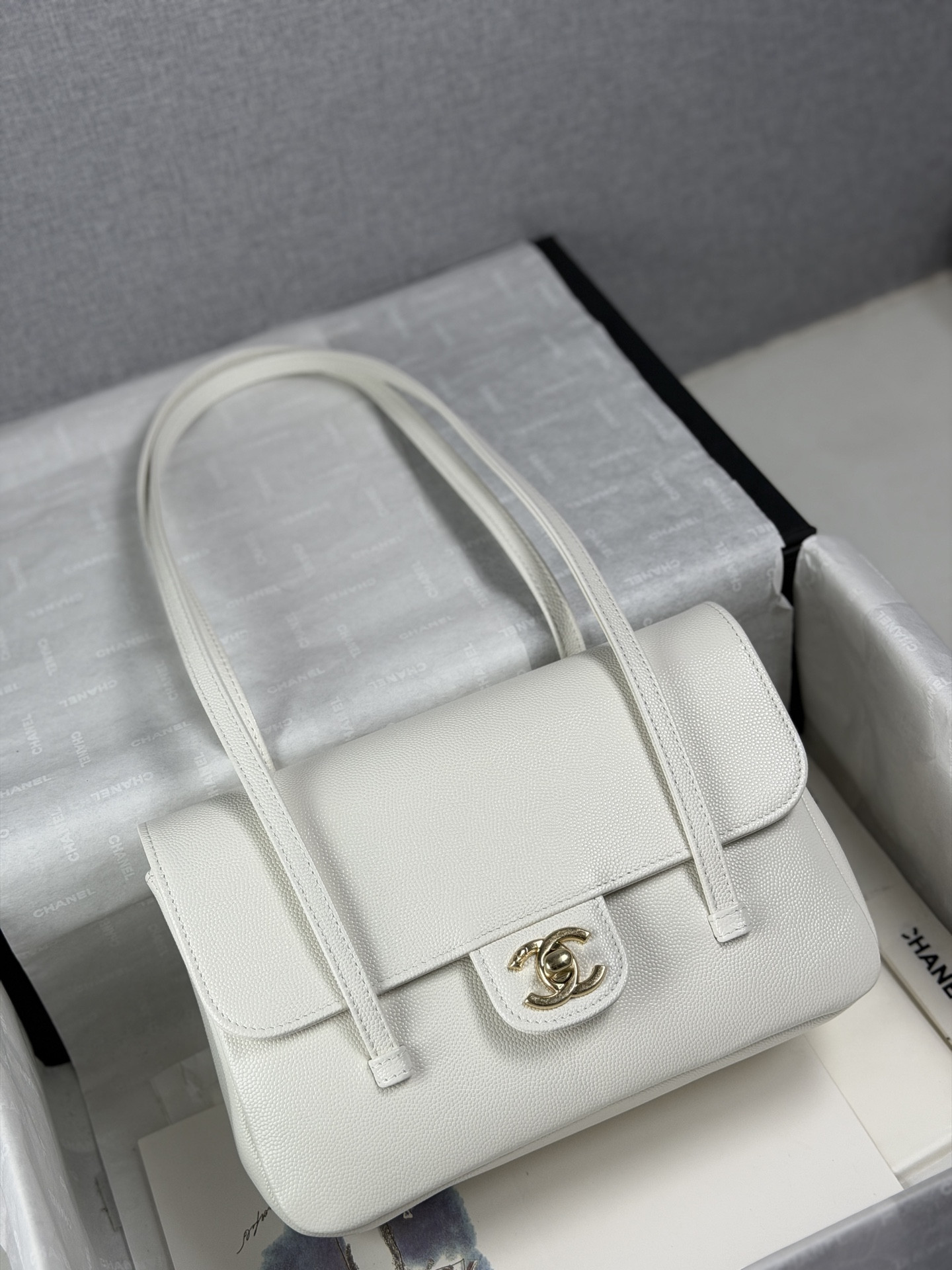 Ch@nel 22 Small Handbag-22*16*6CM