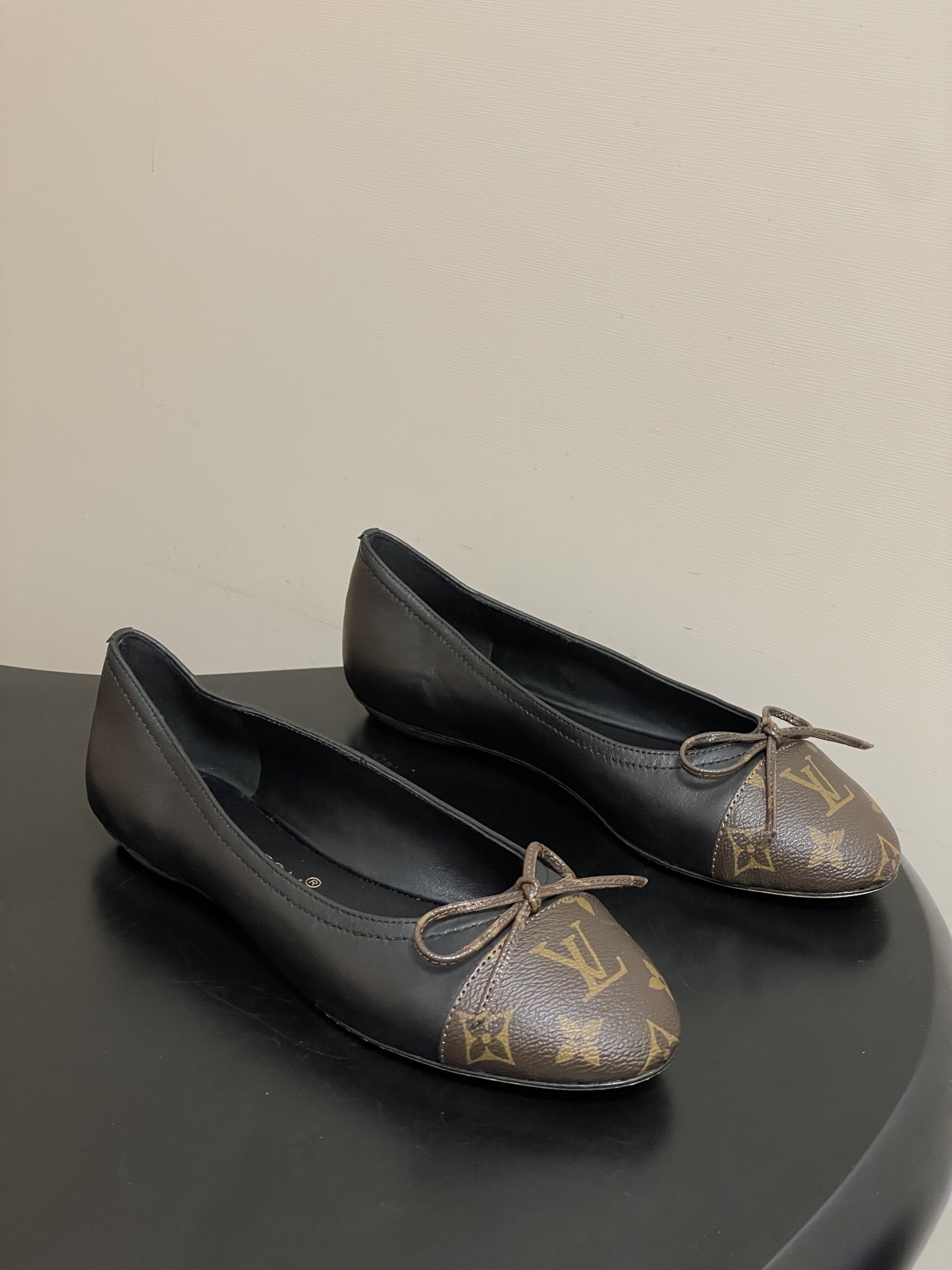 Lou*is Vvtt0n Darling Ballerina - Women - Shoes