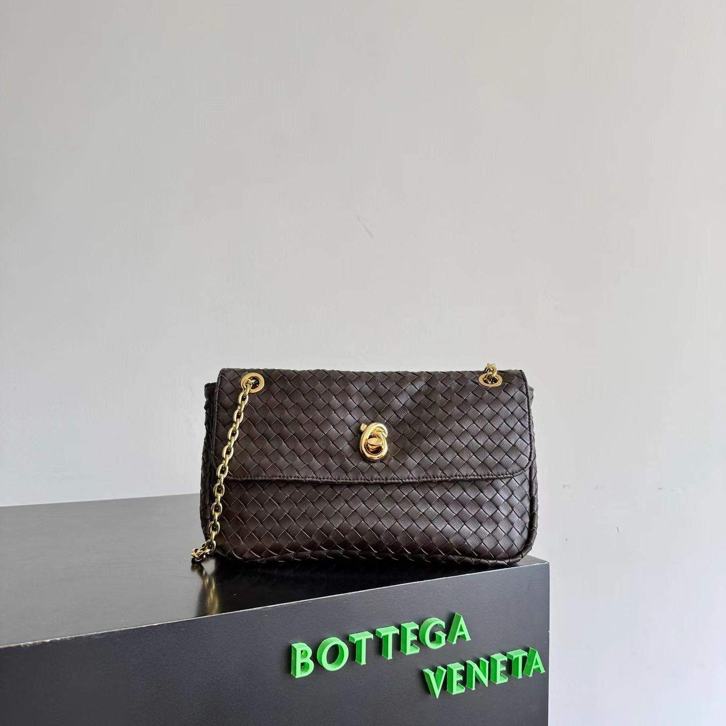 B0tt*ga Ven*ta Madison Intrecciato Leather Shoulder Bag-27*16*6CM