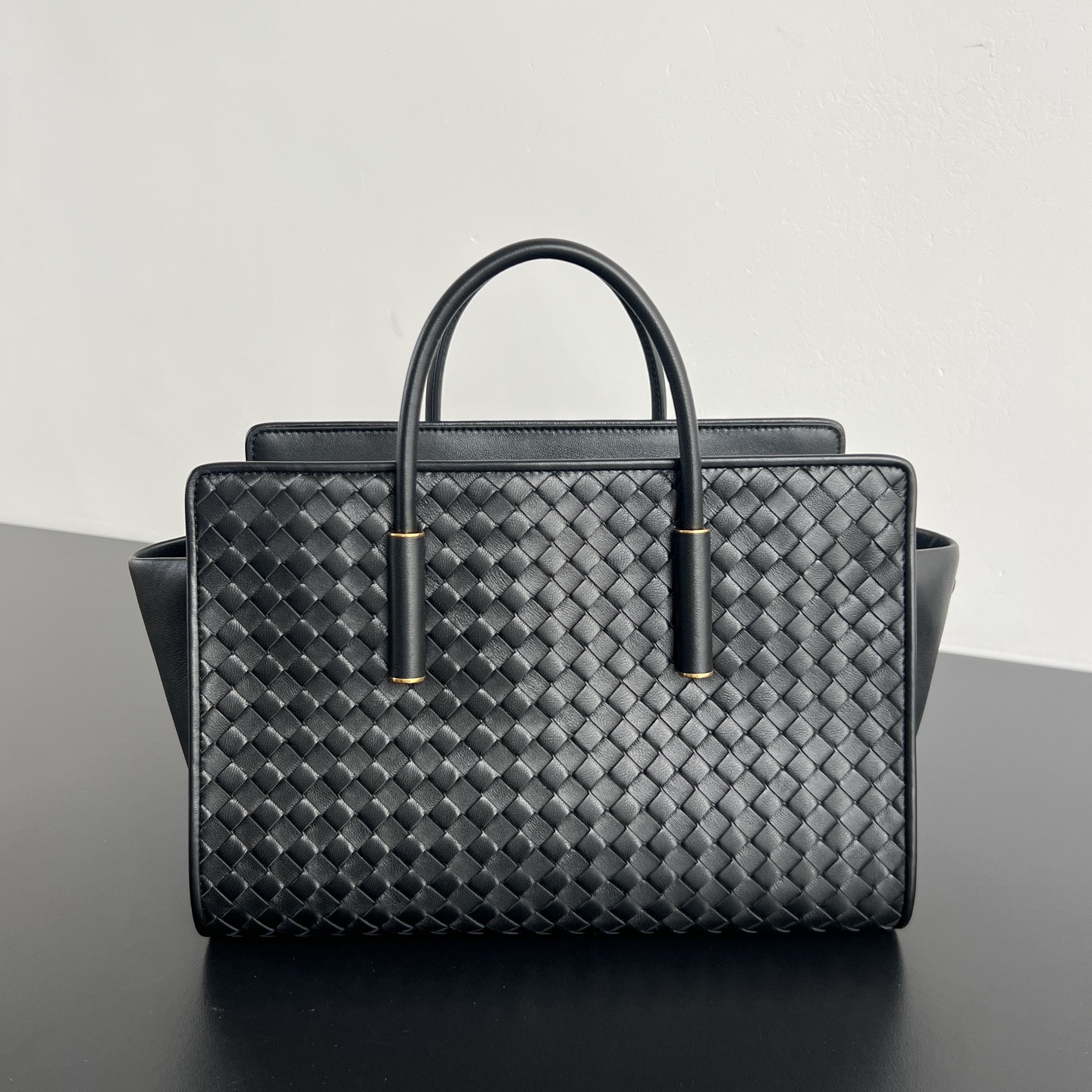 B0tt*ga Ven*ta Barbare Tote-30x20x18CM