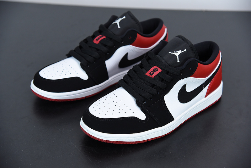 AIR JORDAN 1 LOW 