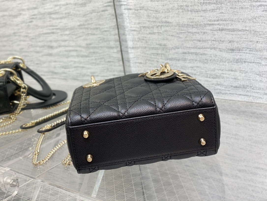 lady D*or mini-17*15*8cm