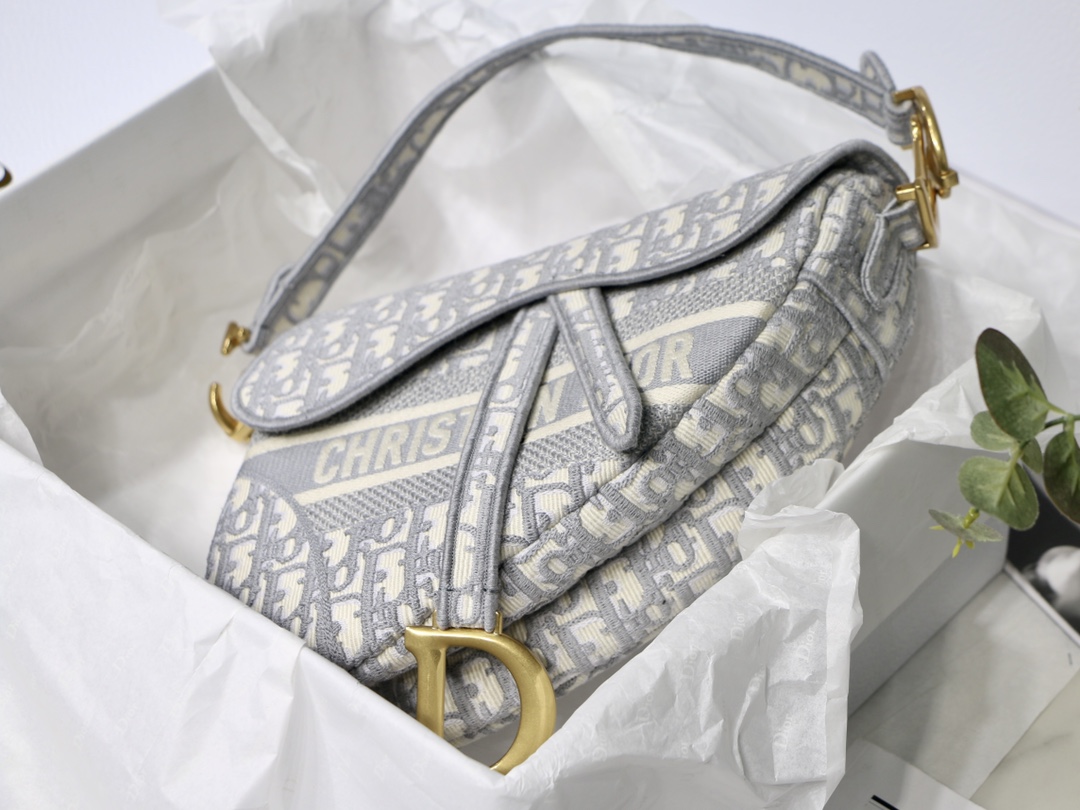D*or saddle bag-25.5 x 20 x 6.5cm