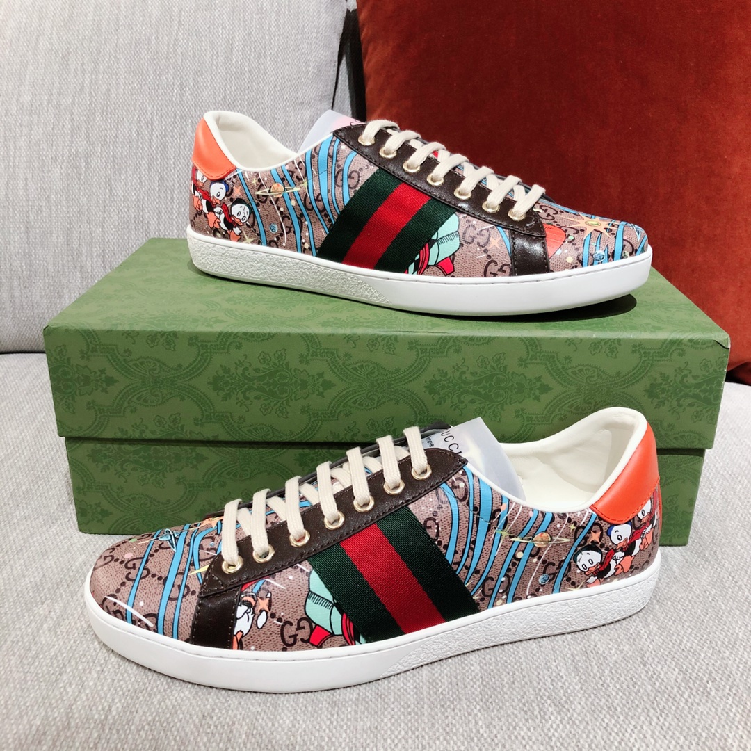 G*u*i sneakers