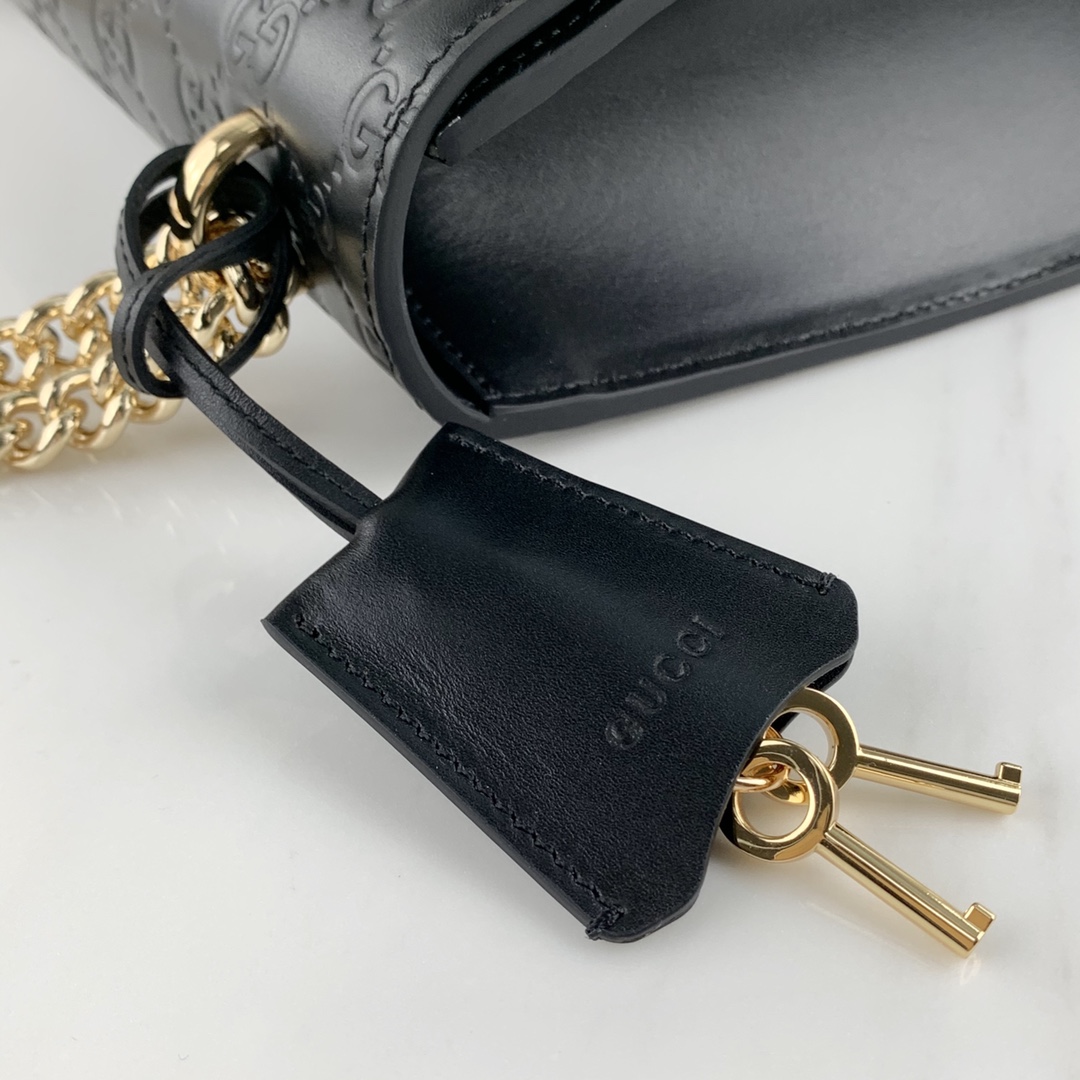 G*u*i padlock bag-30x19x9cm
