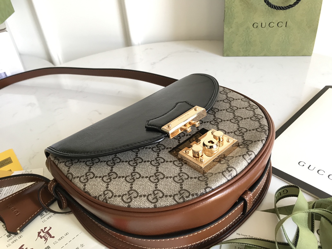 G*u*i padlock bag-22*19.5*6.5cm