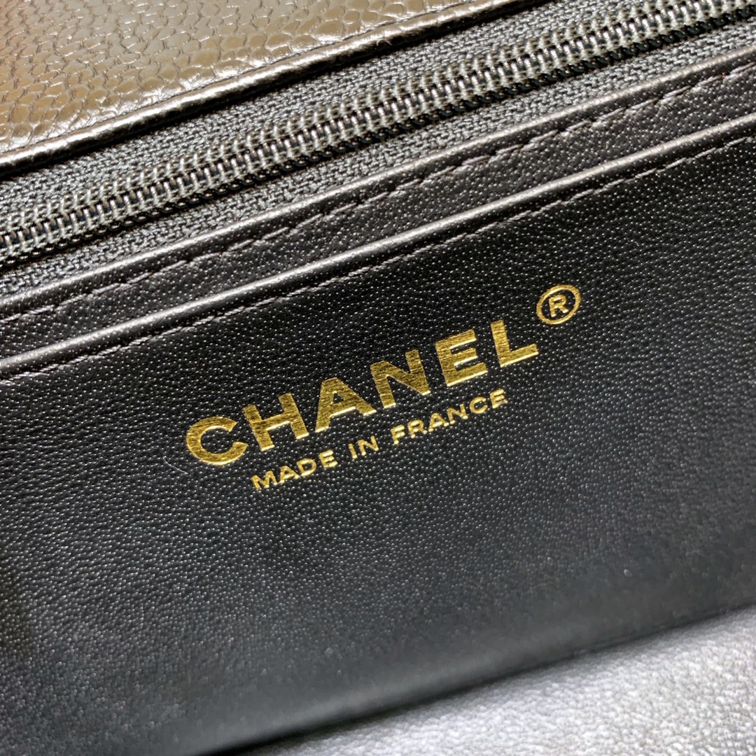 Ch@nel Flap Bag-Caviar-Gold Hardware-20CM