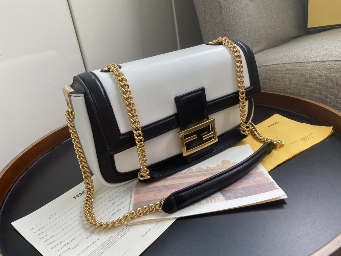 F**di medium baguette bag-26x15x4cm