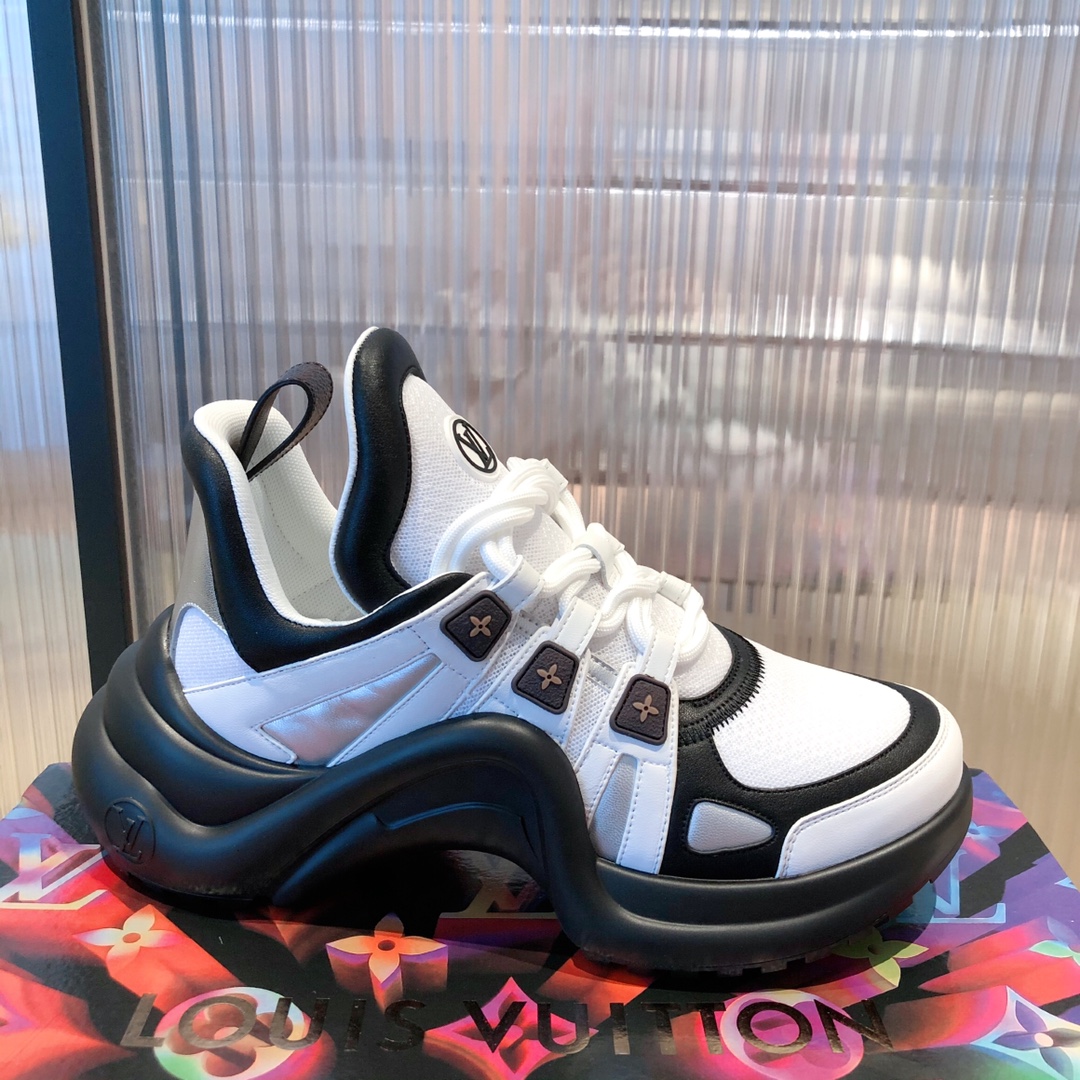 l0*is V*t0n archlight sneaker