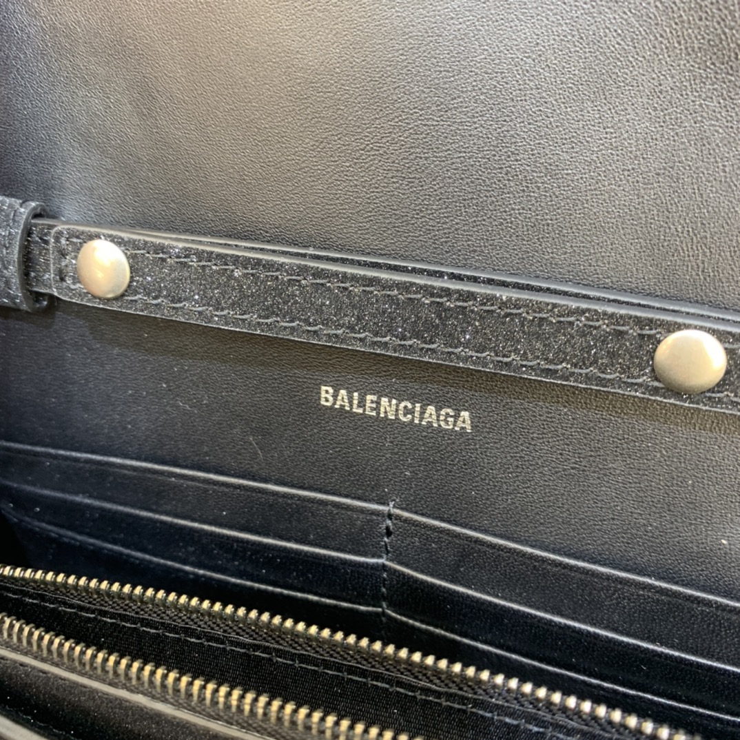 Ba*len*cia*ga hourglass wallet on chain-19*4*12cm