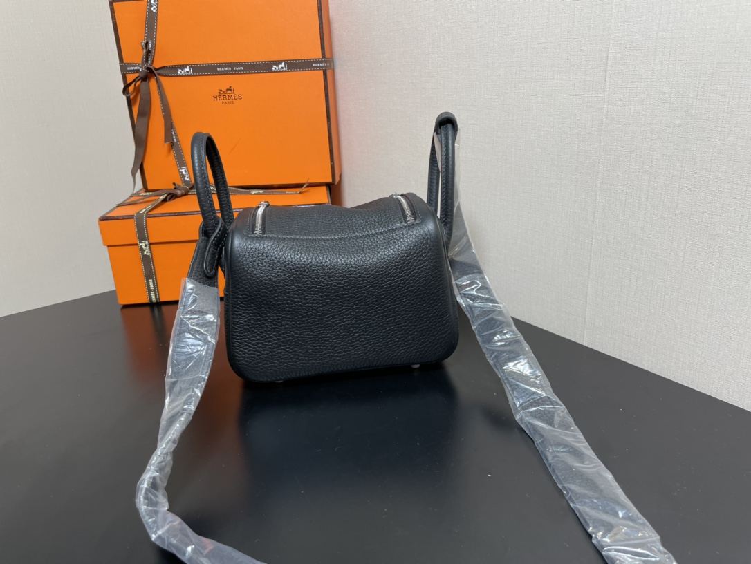 H**mes lindy 19-togo leather-19cm