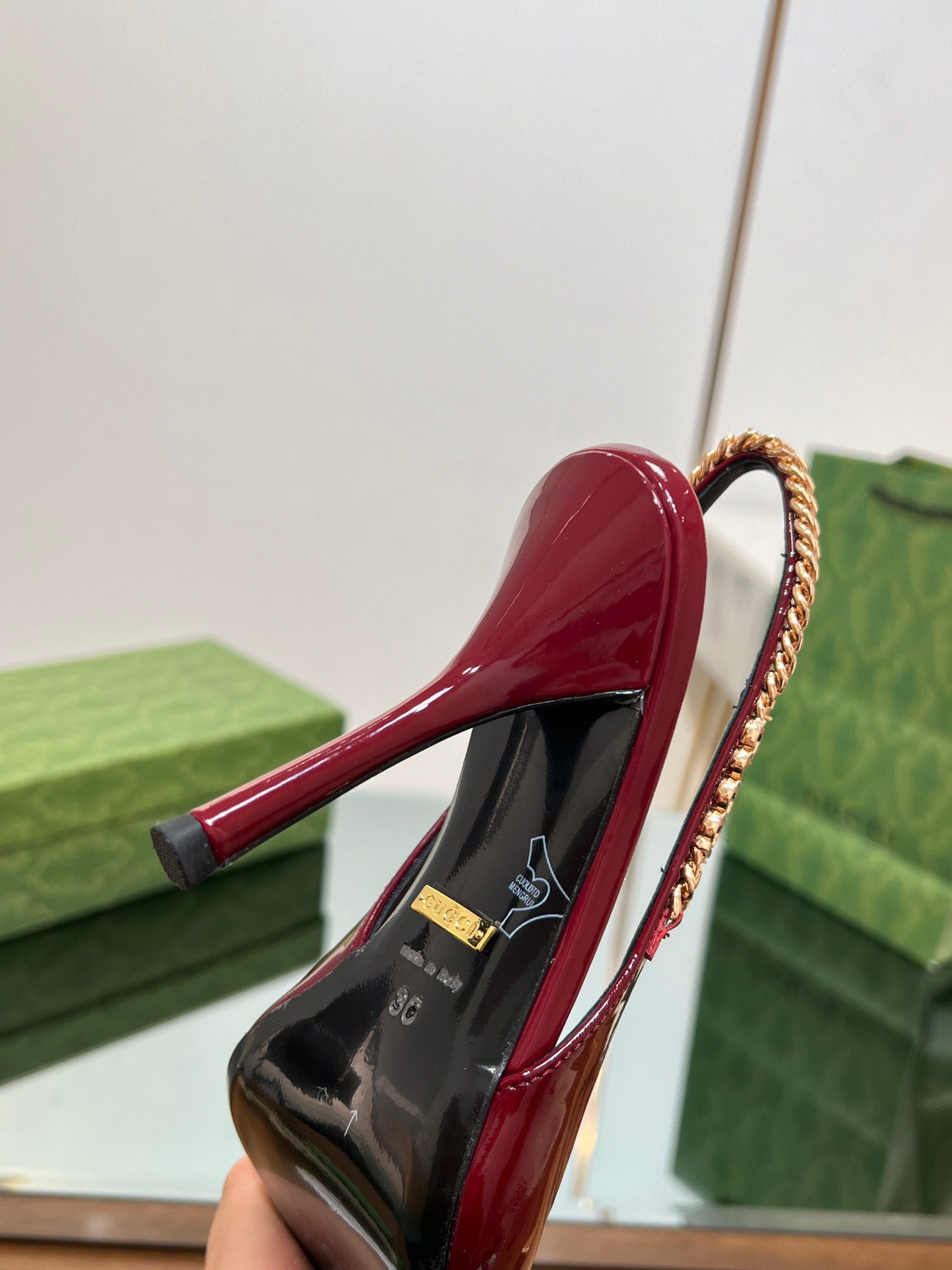 Gvc*1 heels-10.5cm