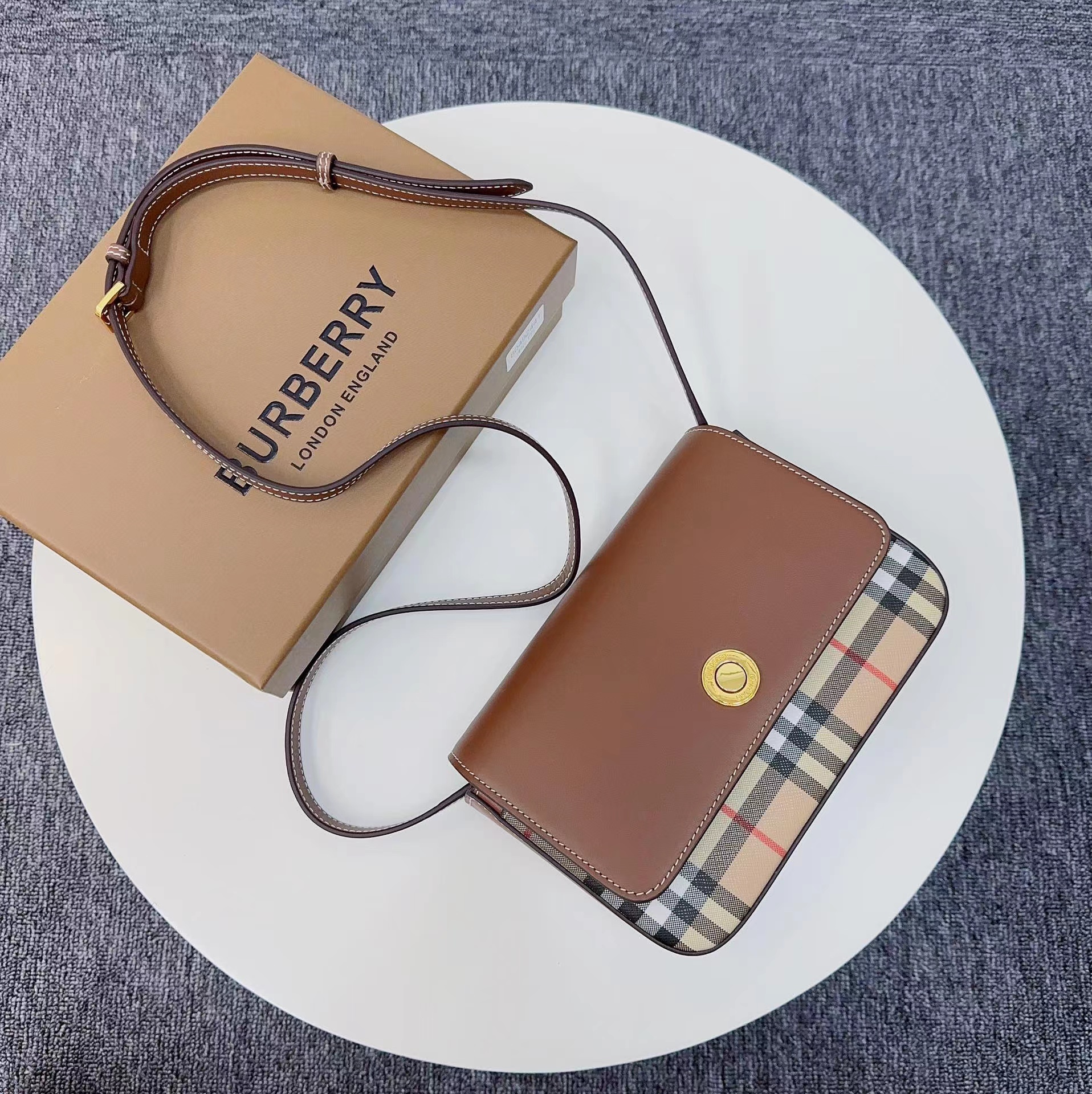 B**rry crossbody bag-19.5*7*16cm