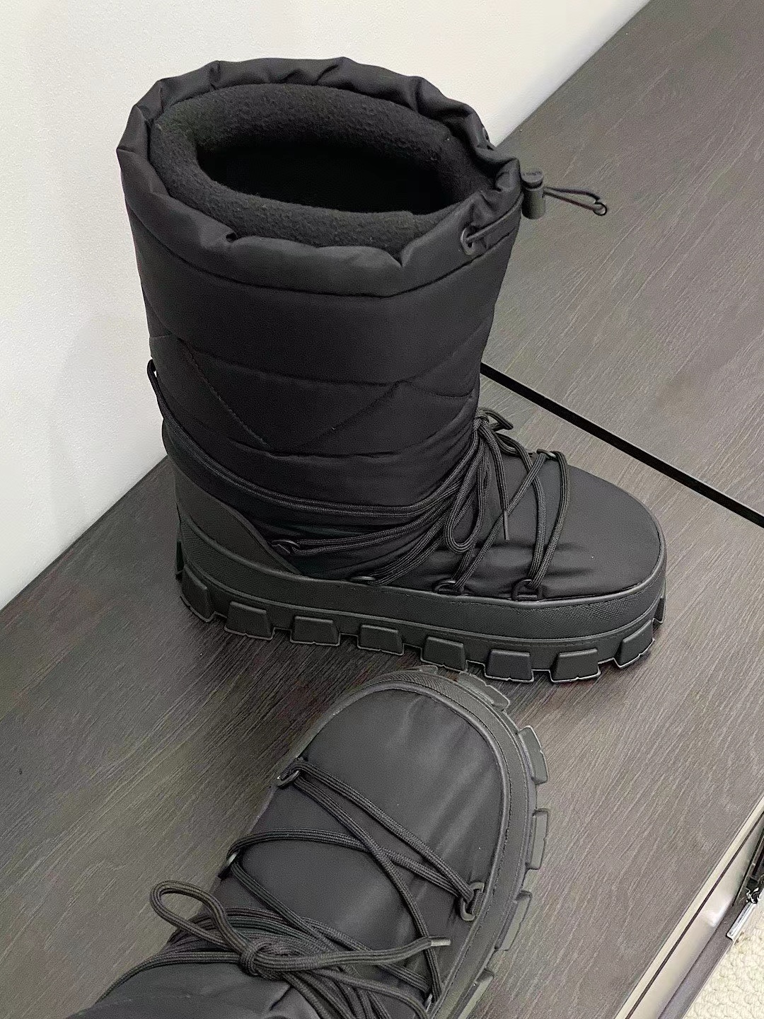 Pra*a boots 2023ss