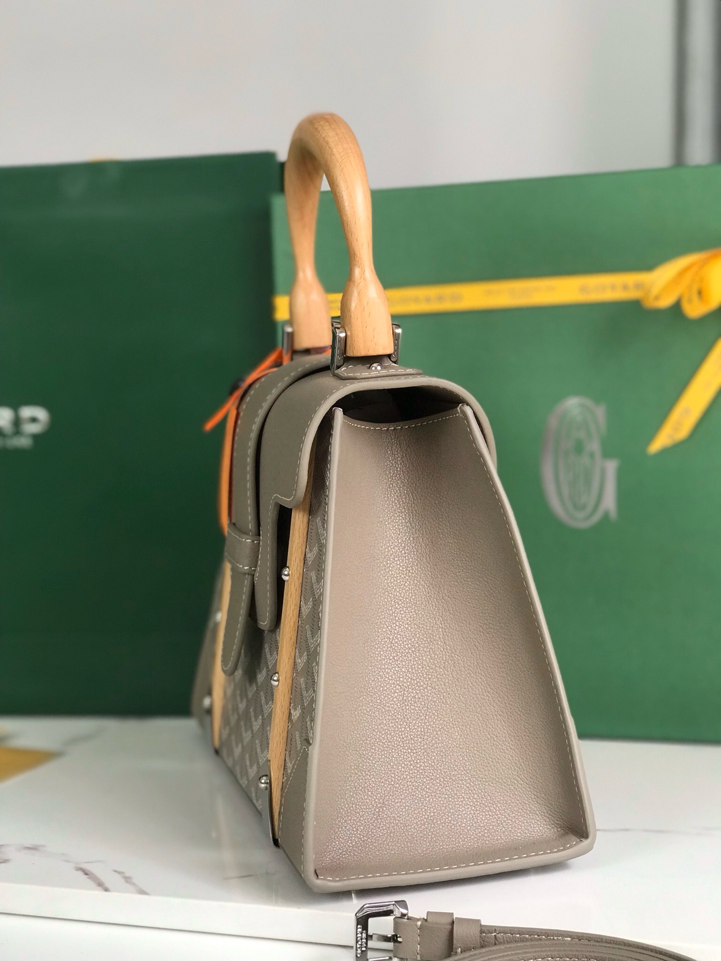Go*ard saïgon bag-28*20*12cm