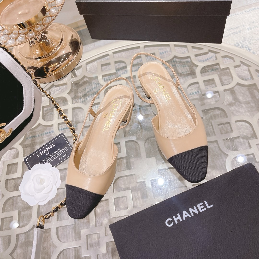Ch@nel Slingbacks