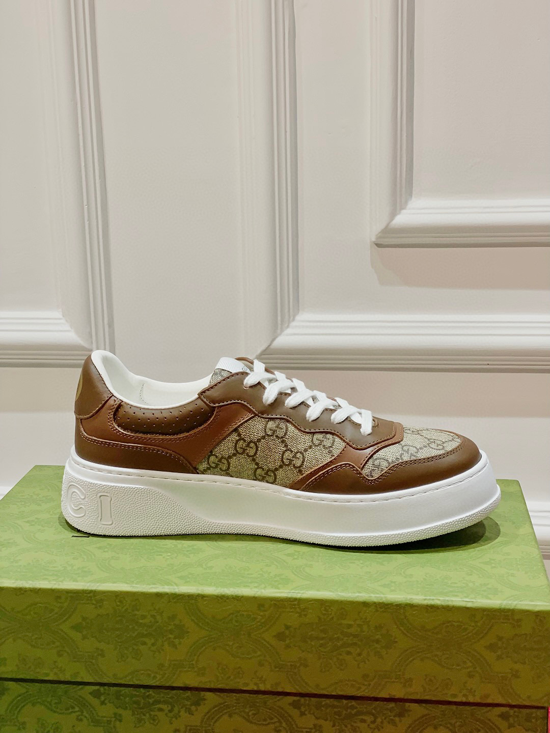 G*u*i sneakers
