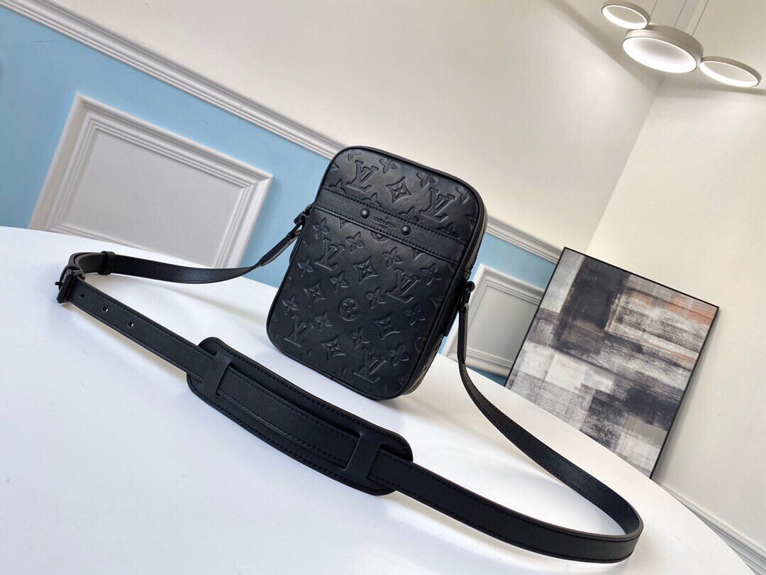 l0*is V*t0n danube handbags-16*21*6.5cm