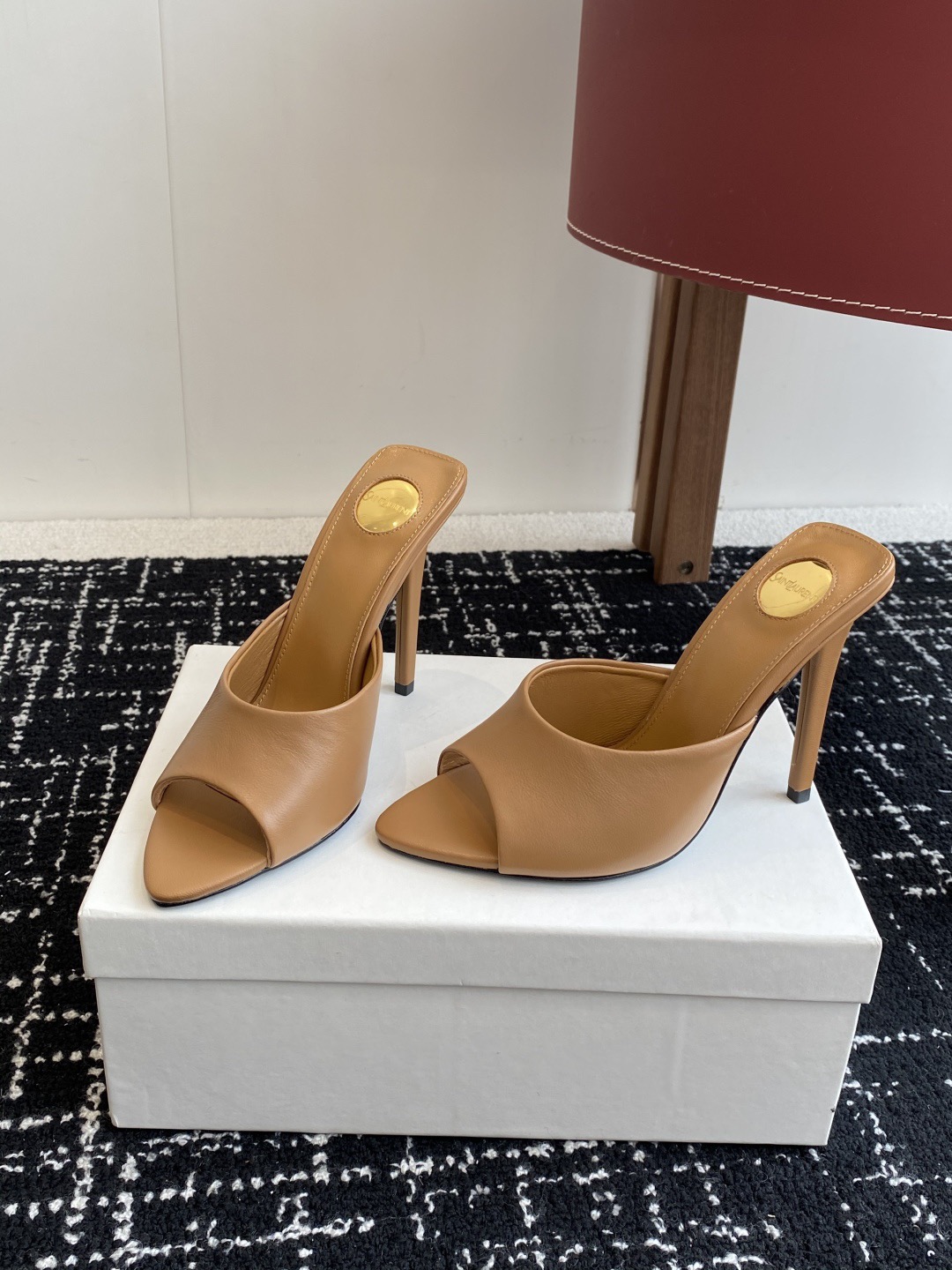 Y51 sandals-10.5cm