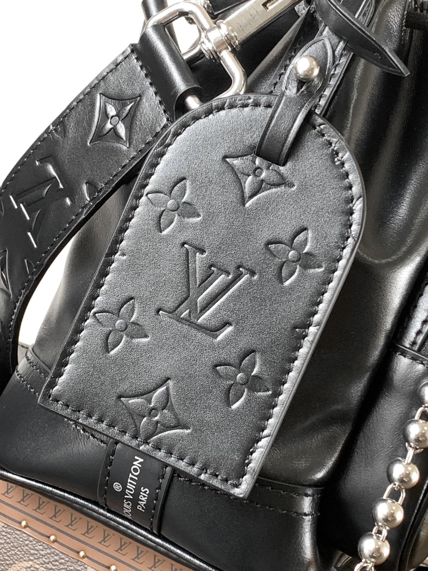 l0vis Vvtt0n noé cargo-m13985-24 x 16 x 22cm