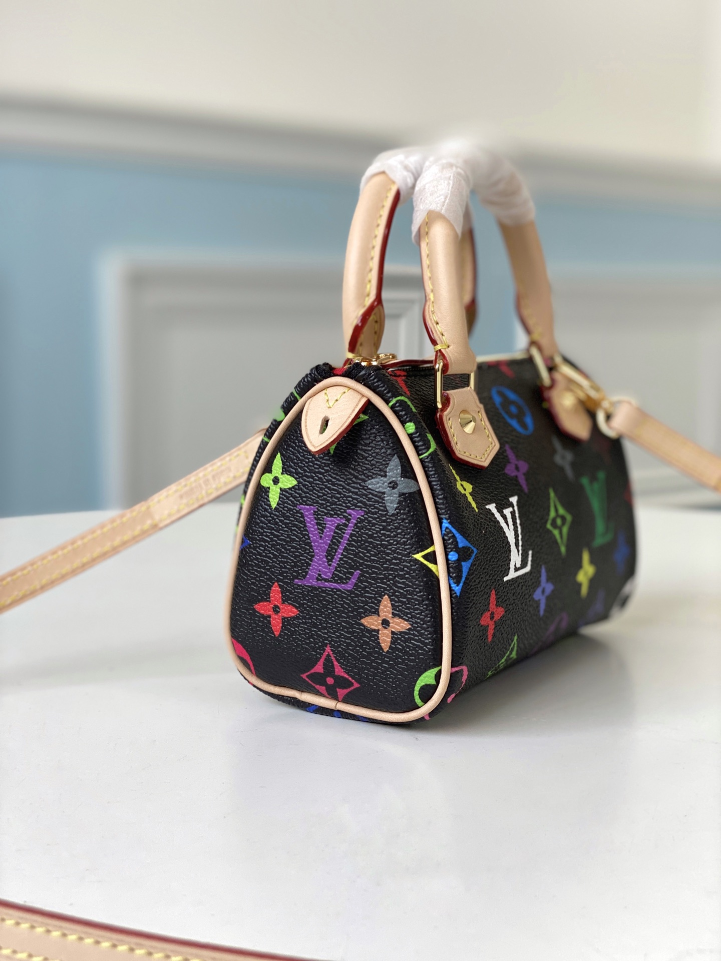 l0*is V*t0n nano speedy-16cm