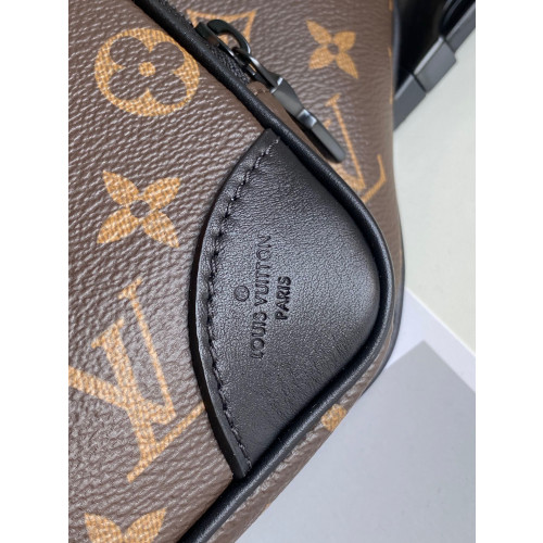 l0*is V*t0n bum bag-37*14*13cm