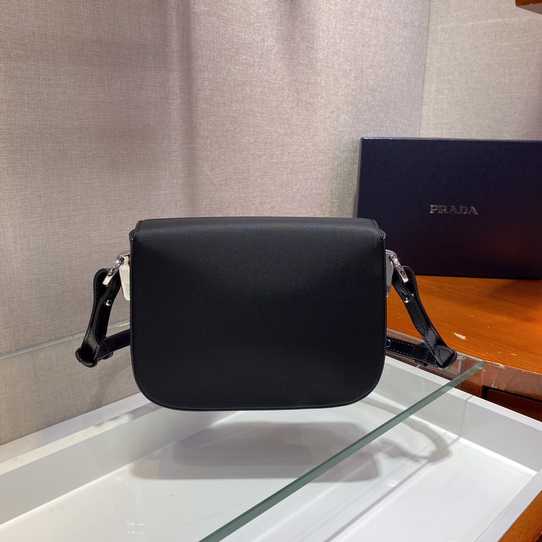 Pra*a chain bag 1bh171-21*16*6.5cm